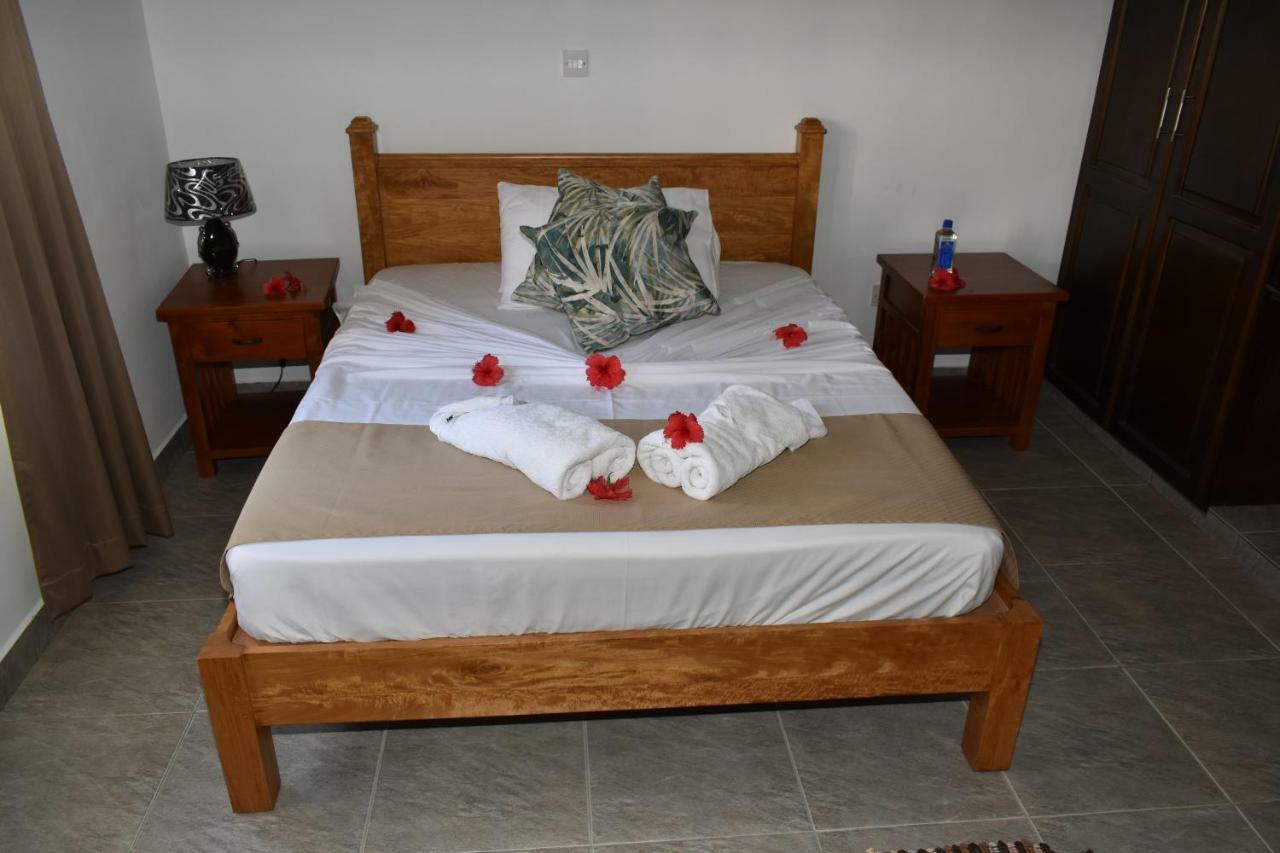 Zeph Self Catering Daire Baie Lazare  Dış mekan fotoğraf